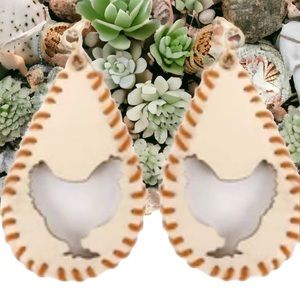 NWT CUT-OUT ROOSTER WHIPSTITCH IVORY TEARDROP EARRINGS
